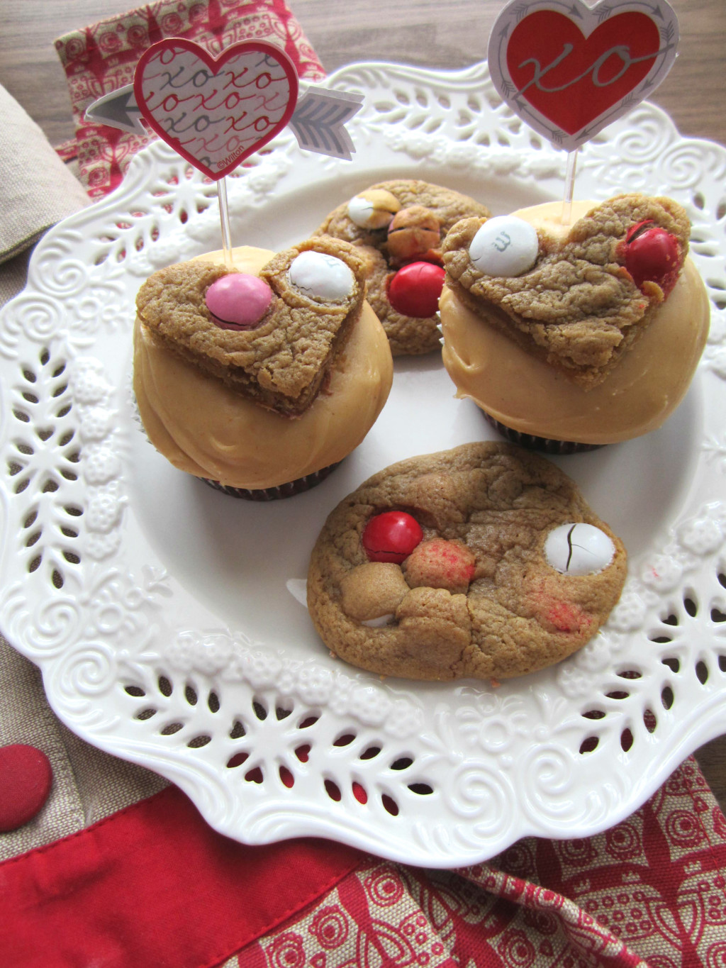 Valentines Cupcakes for 2 moments in the kitchen Albuquerque moms blog