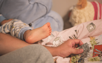 Bilingual Reading Aloud to Infants Bilingual Reading Aloud to Infants