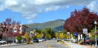 A Mom’s Guide to the Secret City :: Visiting Los Alamos Los Alamos - Centra Avenue