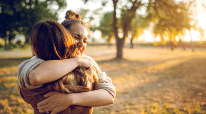 Less Judging, More Hugging :: Why I Promise to Encourage You