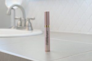 mascara. Albuquerque Moms Blog