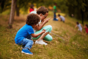 outdoor scavenger hunt for kids, Albuquerque Moms Blog