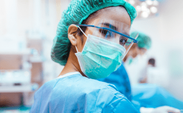 Moms on the Frontline: Meet Kat, Respiratory Therapist & Mom of 2 moms on the frontline, Kat, respiratory therapist, ABQ Mom