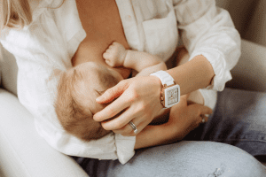 Breastfeeding: I Was Shamed for Nursing my Child in a Public Space