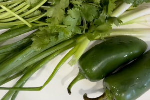 Easy and Delicious 6-Ingredient Salsa
