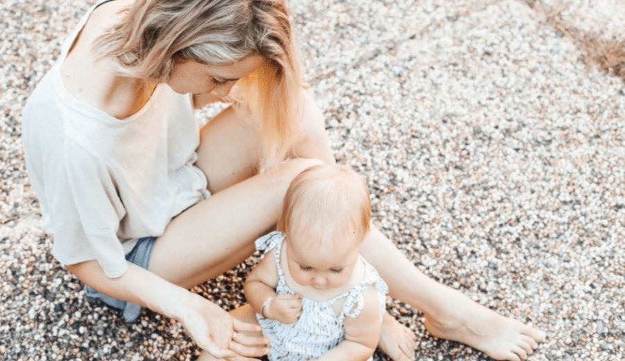 5 Ways to Support Other Moms When You're Barely Managing Yourself
