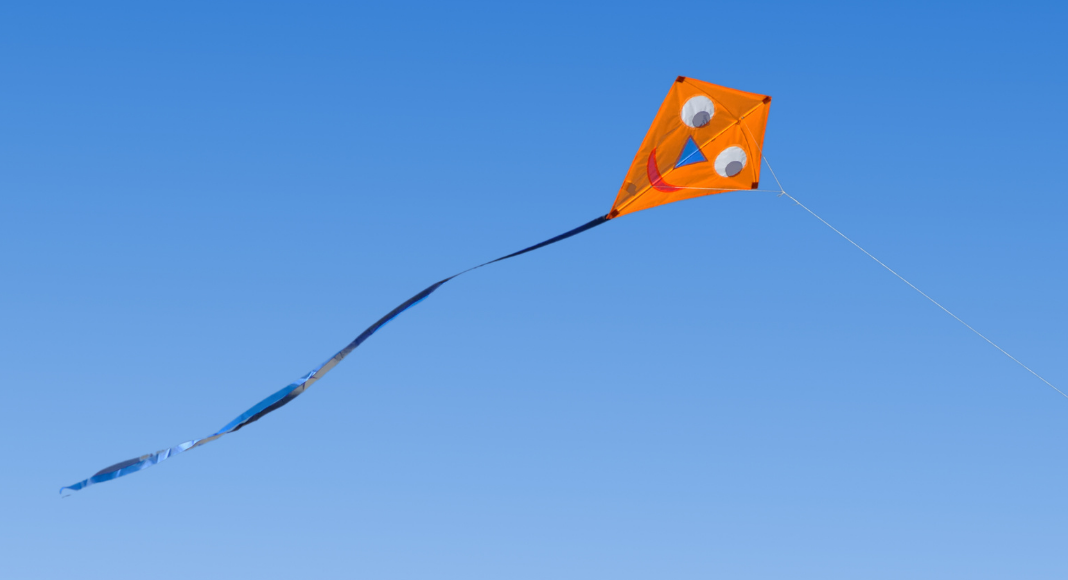 Make a Paper Kite That Really Flies!