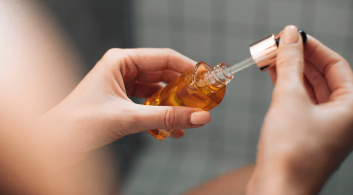 DIY Youthful Glow Foaming Face Wash & Moisturizing Serum DIY Youthful Glow Foaming Face Wash & Serum to Restore Moisture