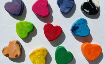 DIY Heart-Shaped Crayons for Valentine's Day