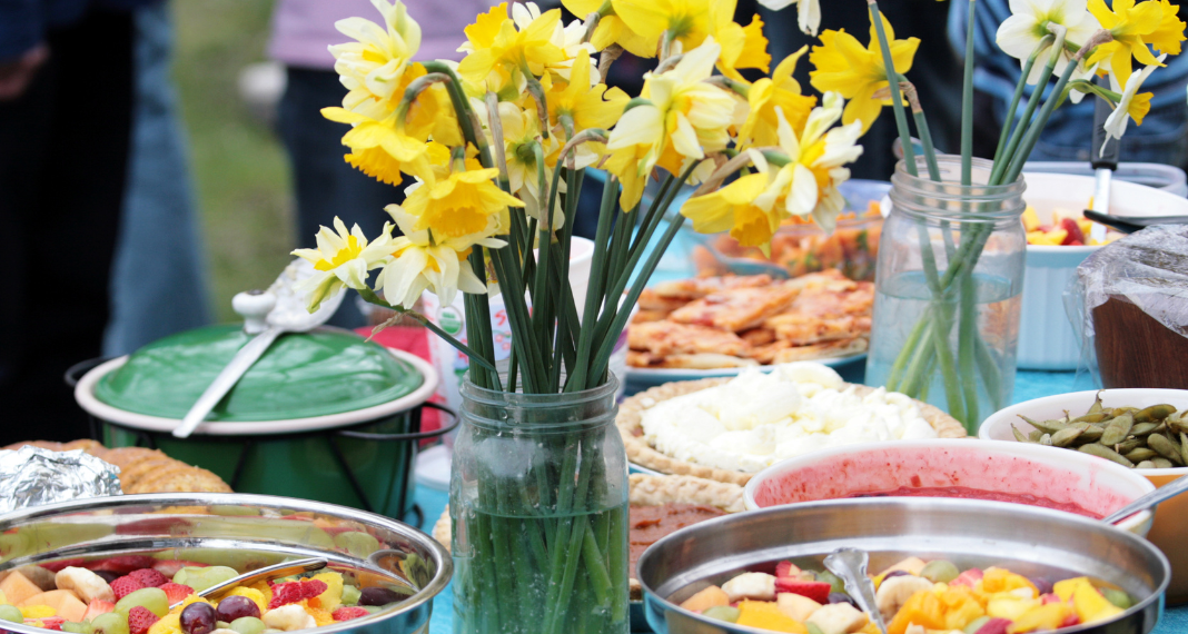 4 Delicious Potluck Recipes for Spring 4 Delicious Potluck Recipes for Spring