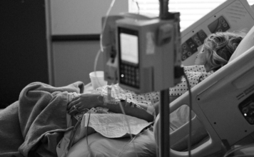 Not the Kind of Mom I Wanted to Be :: When Mom Gets Sick (Part 1) Not the Kind of Mom I Wanted to Be :: When Mom Gets Sick (Part 1)