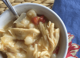 Easy Crock Pot Green Chile Chicken Posole Easy Crock Pot Green Chile Chicken Posole