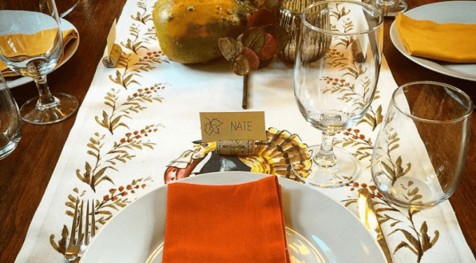 Thanksgiving Conversation Cards (With Free Printable) Thanksgiving Conversation Cards (With Free Printable)