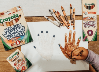 I Teach My Kids to See Color I Teach My Kids to See Color