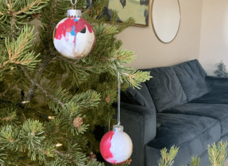 3 DIY Ornaments for Kids that You’ll Actually Want to Put on the Tree 3 DIY Ornaments for Kids that You'll Actually Want to Put on the Tree