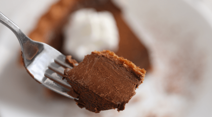 Some Kind of Chocolate Pie for the Mom that Doesn't Cook
