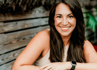 Mental Health March With Annalyse Lucero Couples Therapy:: NM Momcast | Episode 16