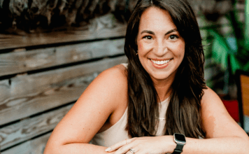 Mental Health March With Annalyse Lucero Couples Therapy:: NM Momcast | Episode 16