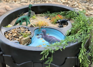 Upcycle Your Water Table Into a Dinosaur World Upcycle Your Water Table Into a Dinosaur World