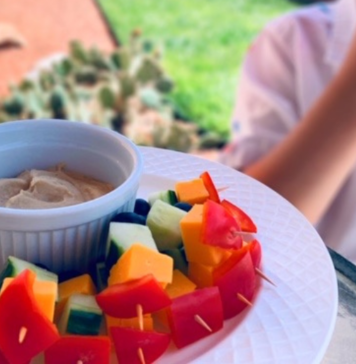 Food and Fun in the Sun: Healthy Summer Snacks for Kids Food and Fun in the Sun: Healthy Summer Snacks for Kids