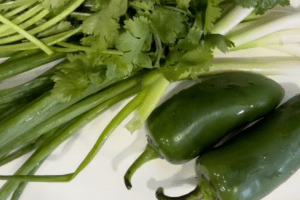 Easy and Delicious 6-Ingredient Salsa