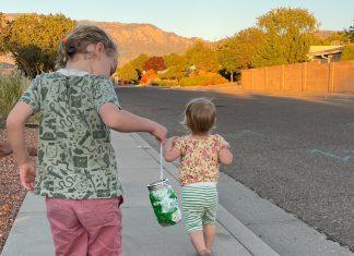 Embrace Daylight Saving’s End with a Lantern Time Change Walk Embrace Daylight Saving's End with a Lantern Time Change Walk