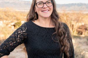 Elizabeth Janiors
