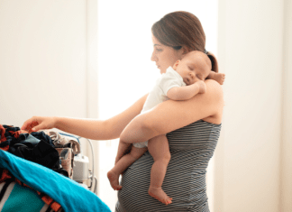 Friendships as a Mom and Why It’s Okay to Let Go Friendships as a Mom and Why It’s Okay to Let Go