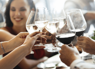 10 Ideas for Ladies’ Night Out in ABQ + Favorite Local Spots 10 Places in ABQ for Ladies Night Out