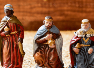 Three Kings Day :: A Childhood Tradition Worth Passing On Three Kings Day :: A Childhood Tradition Worth Passing On
