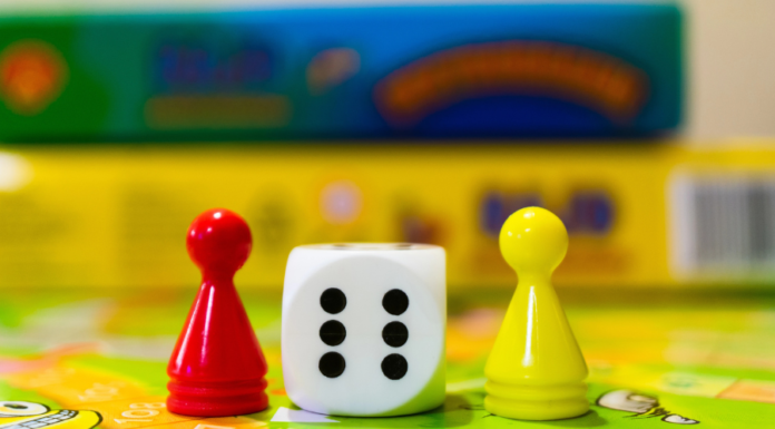 Level Up Family Night at These 3 Restaurants with Board Games Level Up Family Night at These 3 Restaurants with Board Games