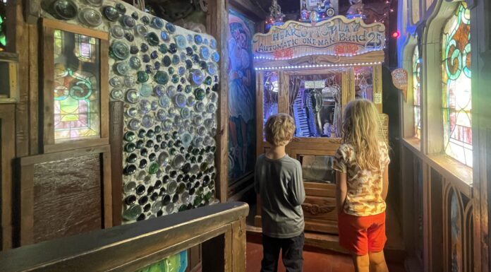 Tinkertown With Kids: A Quirky, Interactive, Folk Art Adventure Tinkertown